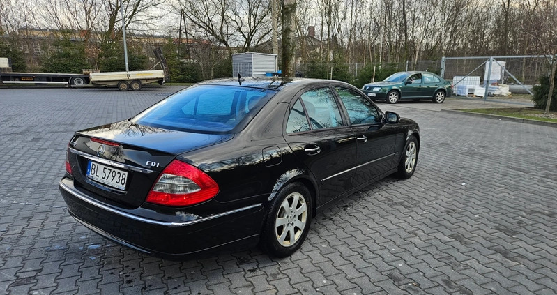 Mercedes-Benz Klasa E cena 26900 przebieg: 330000, rok produkcji 2007 z Łomża małe 22